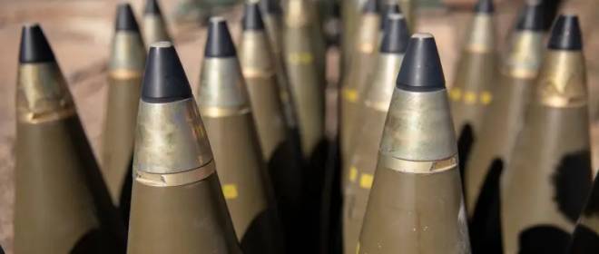Чехия пообещала передать Украине первую большую партию артиллерийских снарядов в «ближайшие месяцы»