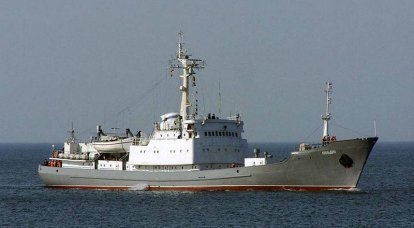 Разведывательный корабль "Кильдин" заступил на службу у берегов Сирии