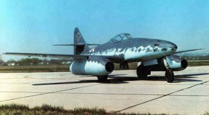 Me-262 - первый серийный боевой реактивный истребитель