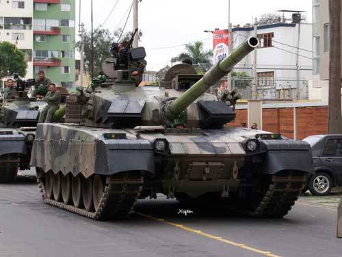 Лима вернула Пекину танки с украинскими двигателями