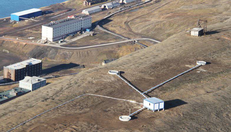 Норвегия хочет, чтобы Россия снесла свою спутниковую станцию на Шпицбергене