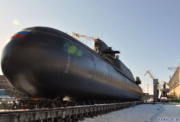 Наземный этап ремонта атомной субмарины "Верхотурье" завершен