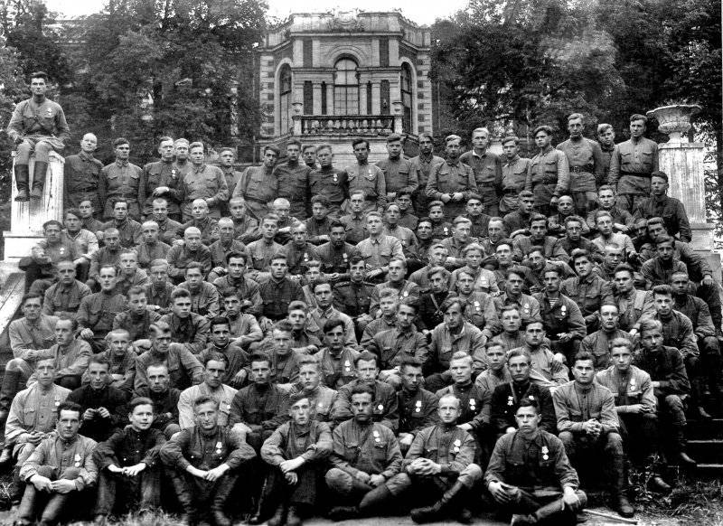 "Чёрный миф" о чекистах: войска НКВД в Великую Отечественную войну