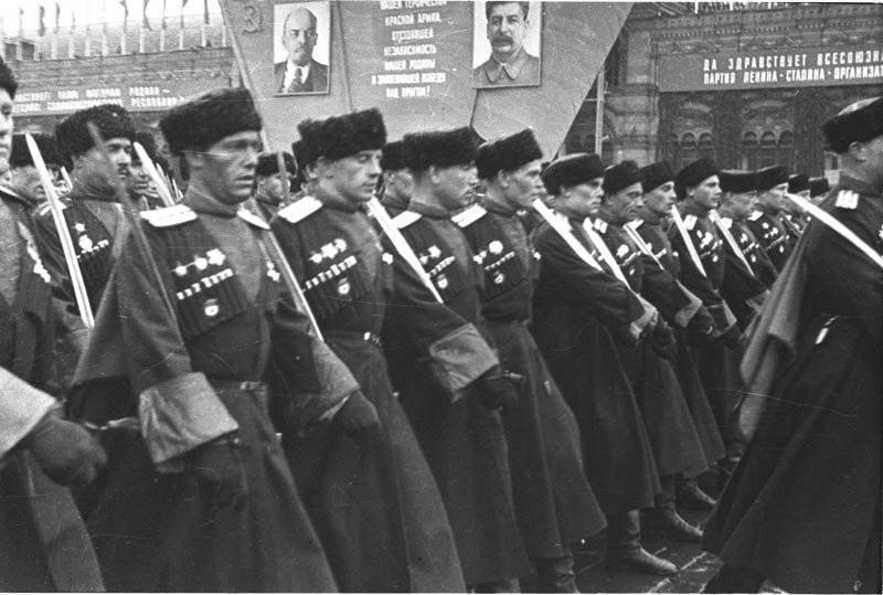 Казачество в Великой Отечественной войне: За Веру и Отечество!