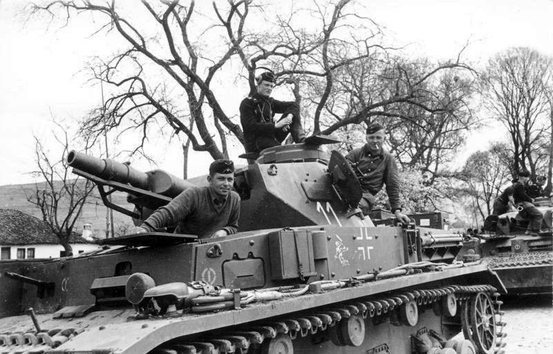 Бронетанковая техника Германии во Второй мировой войне. Средний танк Pz Kpfw IV (Sd Kfz 161)