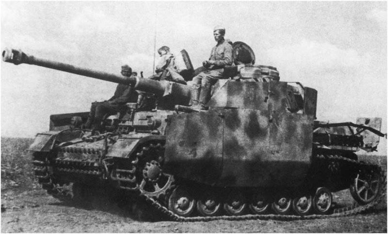 Бронетанковая техника Германии во Второй мировой войне. Средний танк Pz Kpfw IV (Sd Kfz 161)