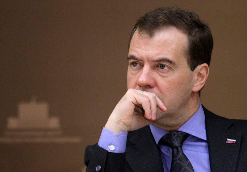 Правительство Медведева действует в интересах олигархов