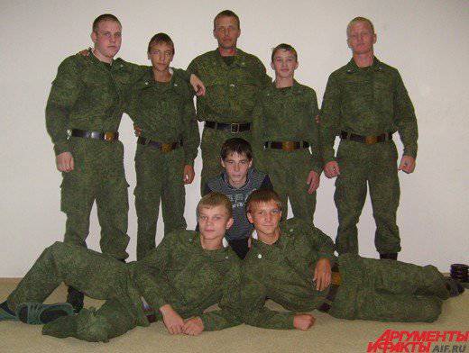 Дети полка. Армия заменила школу для восьми подростков Курской области