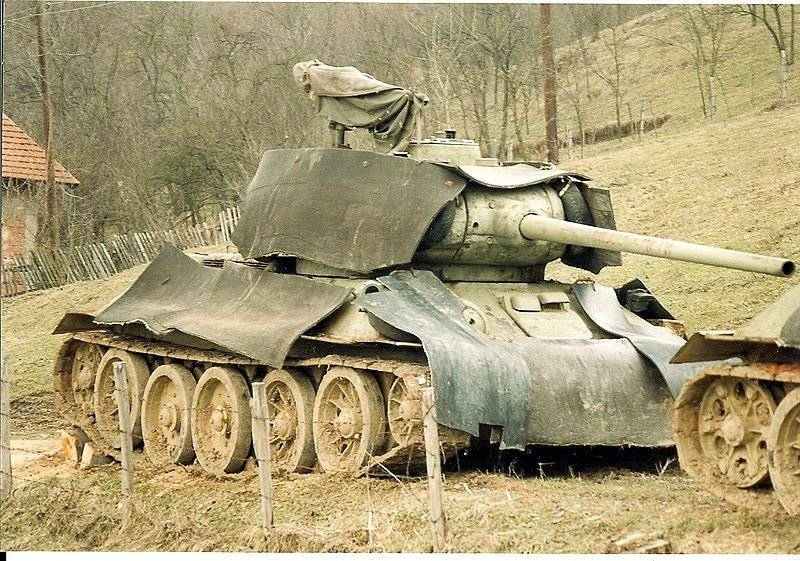 Был ли Т-34 лучшим танком? 1351637333_serbija-1996