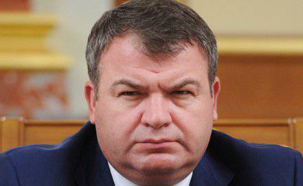 Путин отправил Сердюкова в отставку, новым министром обороны назначен Шойгу