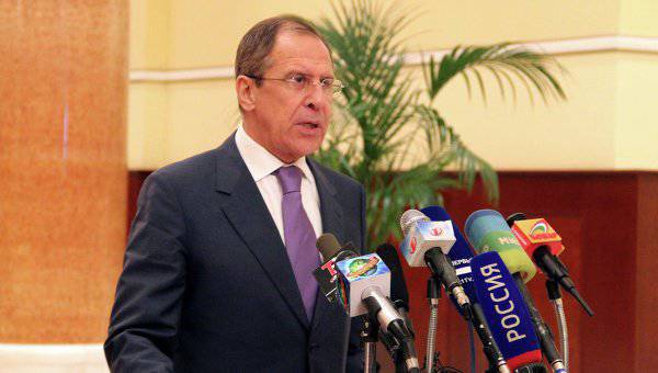 Лавров: корабли РФ в Средиземном море стабилизируют ситуацию в регионе