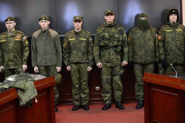 Российская армия полностью перейдет на новую форму к 2015 году