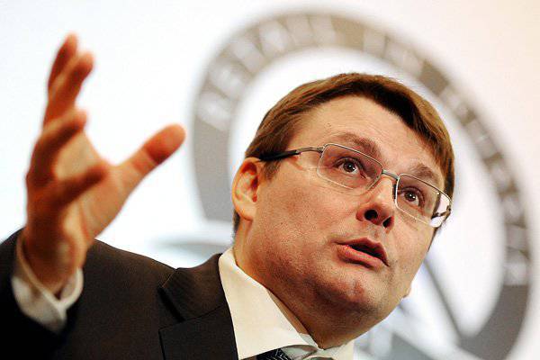Депутат Федоров рассказал «Ленте.ру» о том, кому на самом деле принадлежит власть в России Депутат Федоров рассказал «Ленте.ру» о том, кому на самом деле принадлежит власть в России