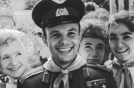 Сегодня исполнилось бы 79 лет Первому Человеку, полетевшему в Космос - Юрию Алексеевичу Гагарину