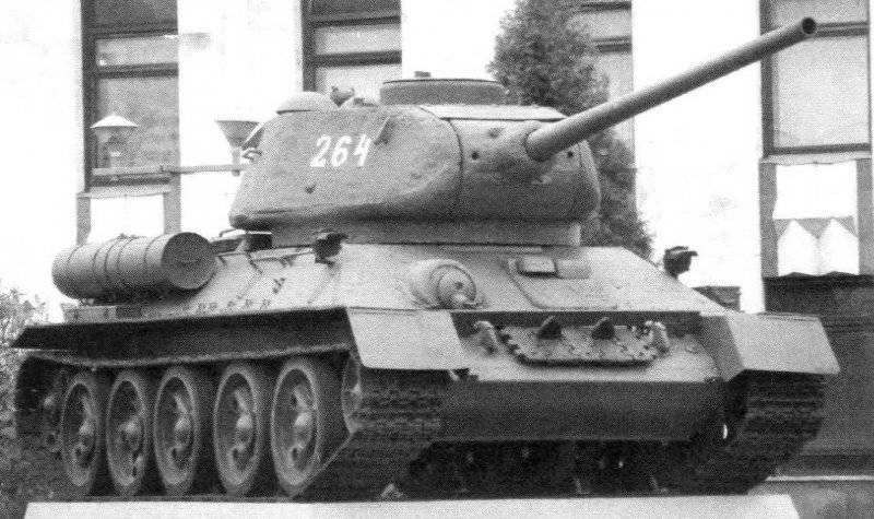 Модернизированные средние танки в послевоенный период. Танк Т-34-85 обр. 1960 г.