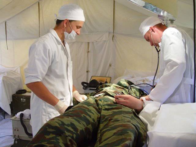 Военные врачи