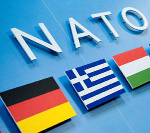 НАТО издали и изнутри