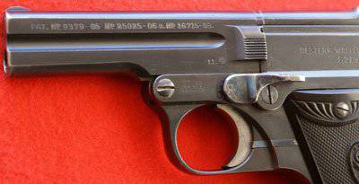 Пистолет с неправильной системой автоматики Steyr M1908
