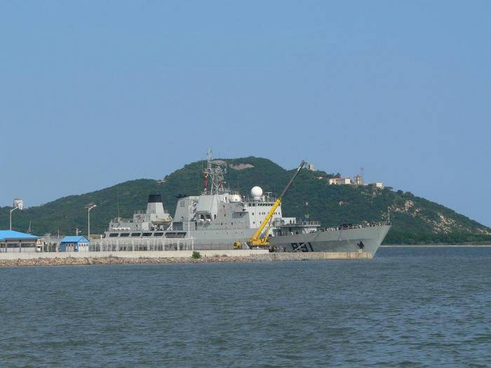 Китайский эсминец пр.052D
