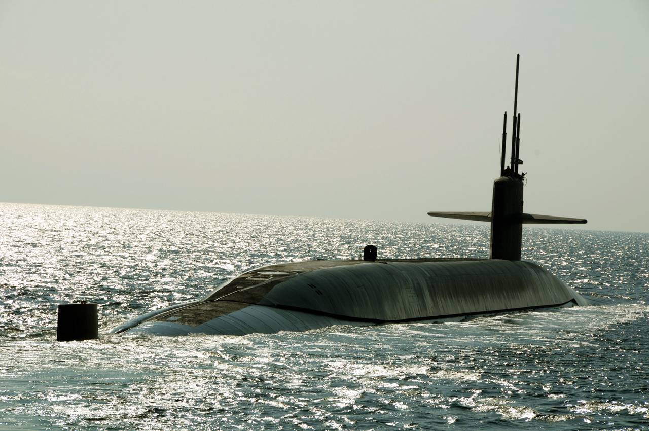 Реферат: Баллистические ракеты с ядерными боеголовками для подводных лодок