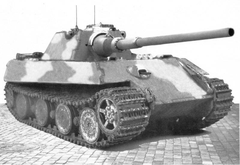 Танки «Пантера» в 1945 году