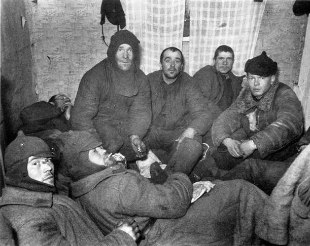 Пленные красноармейцы 44-й дивизии. Декабрь 1939 года. Из архива американского фотокорреспондента Карла Миданса