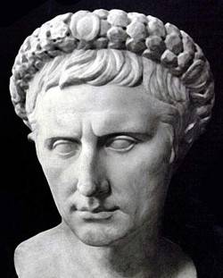 Он создал первую империю. Италия отмечает 2000-летие со дня смерти Октавиана Августа