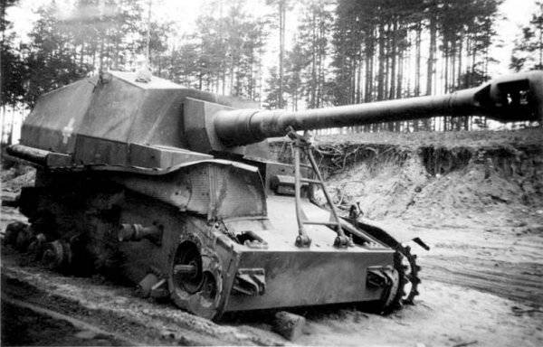  10.5 cm K gepanzerte Selbstfahrlafette IV ()