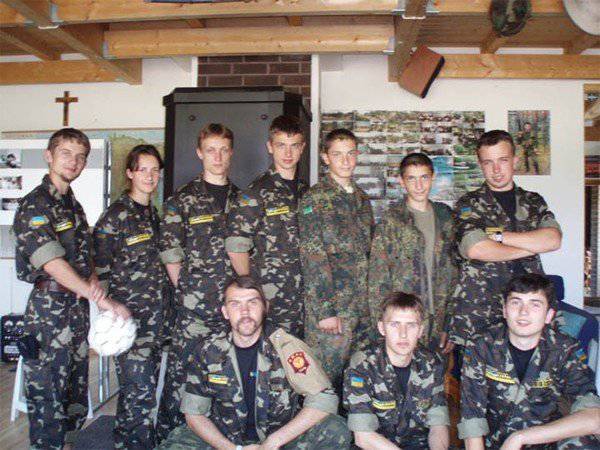 Как инструкторы НАТО на территории военной базы в Эстонии обучали украинских националистов