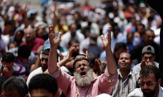 Семьсот исламистов были приговорены в Египте к смертной казни