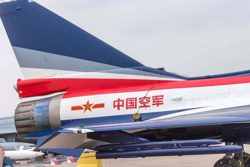 Китайский многоцелевой истребитель Chengdu J-10