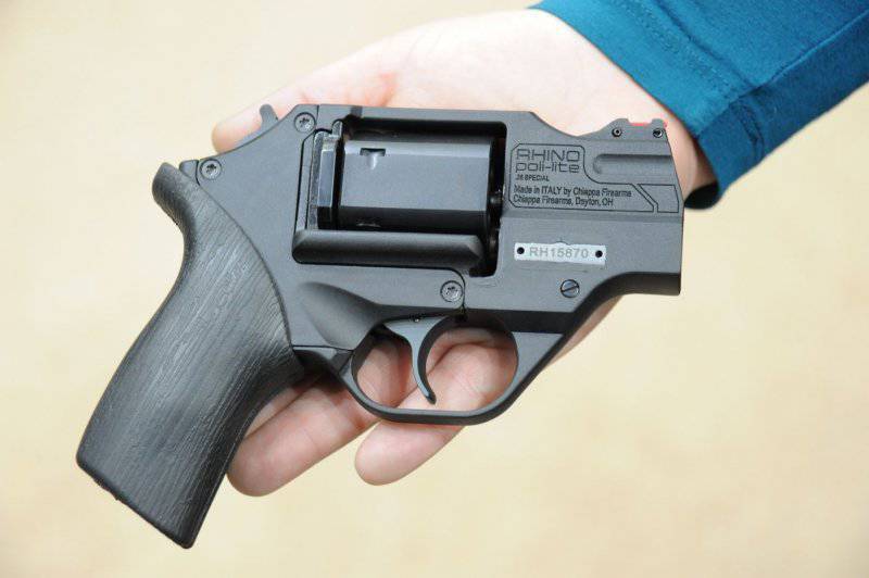 Ультра-легкий револьвер Poli-Lite