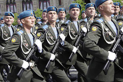 Есть ли барьеры для создания военно-идеологического управления в Вооружённых силах России?