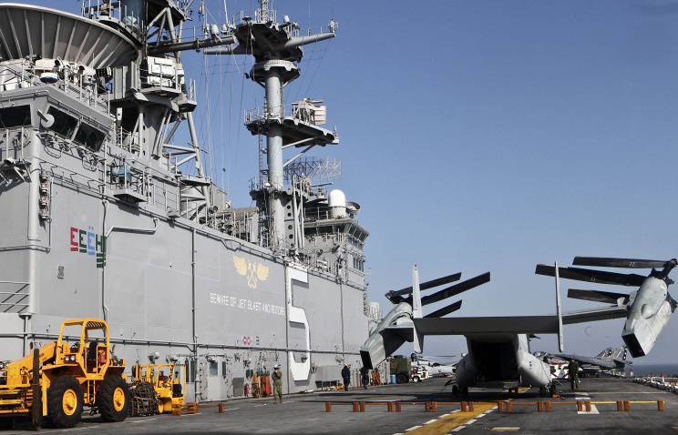США направили в Средиземное море десантный корабль в связи с обострением ситуации в Ливии