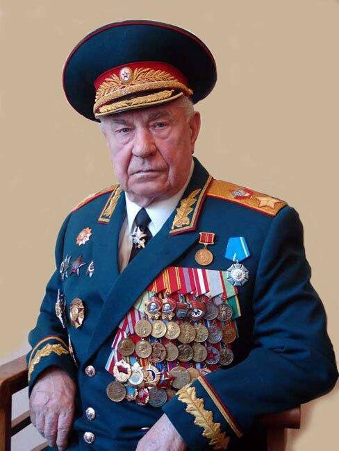 Маршал Язов высказался против ввода российских войск на территорию ДНР и ЛНР