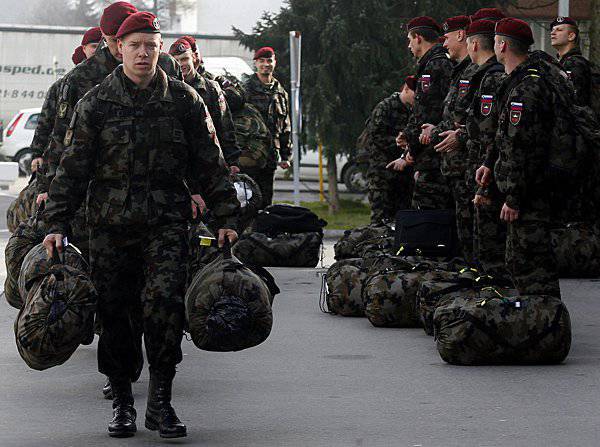 Армии стран НАТО на Западных Балканах: символическое вооружение