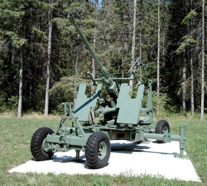 40-мм зенитный автомат Bofors L/60