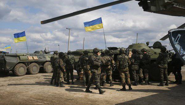 К Донецку стягиваются крупные силы украинских военных