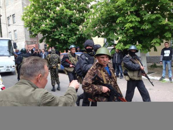 "Пора начать принуждение Украины к миру"