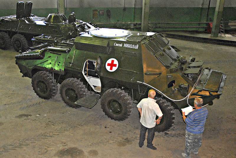 Новинки украинской бронетехники: «техничка» и медицинская машина