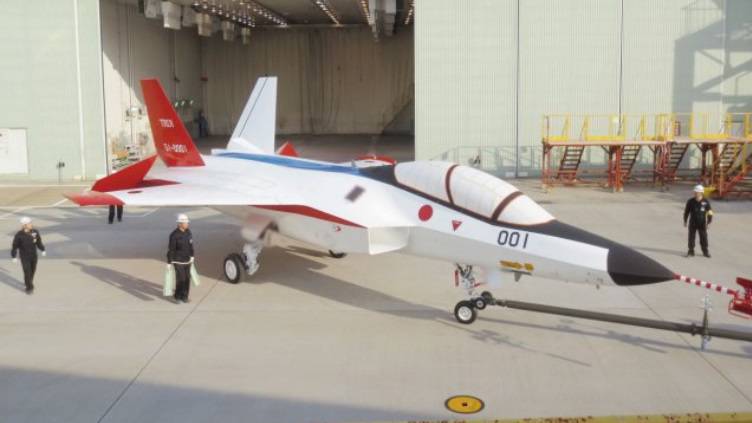 Министерство обороны Японии опровергло данные об испытаниях прототипа ATD-X, намеченных на 2015 год