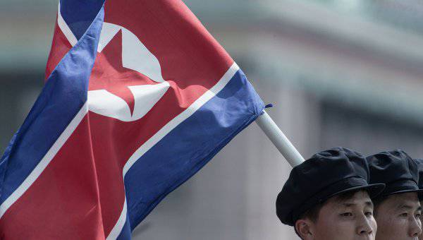 Северная Корея перебрасывает бронетехнику к границе с Китаем