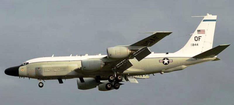 Спасаясь от российского истребителя, американский самолёт-разведчик укрылся в воздушном пространстве Швеции