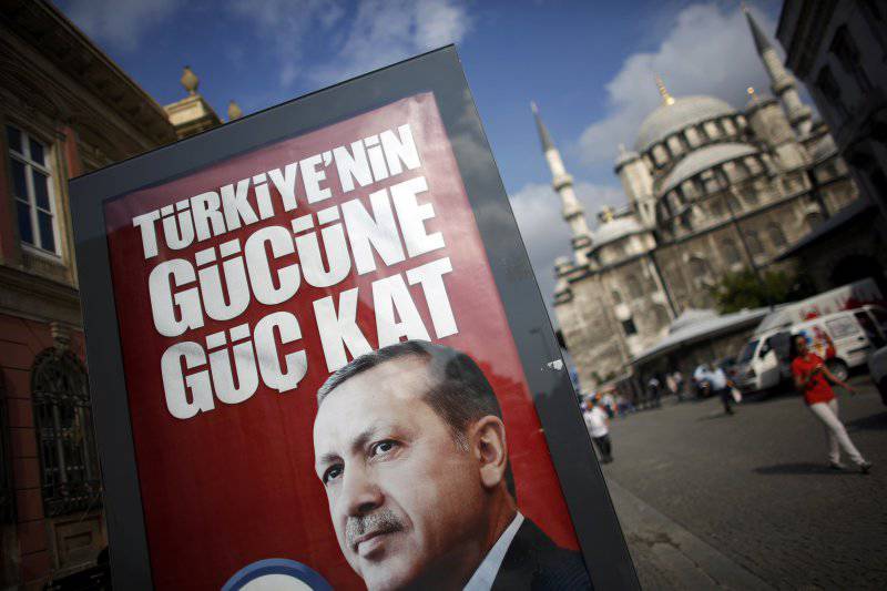 Турция: рулевой — старый, эра — новая
