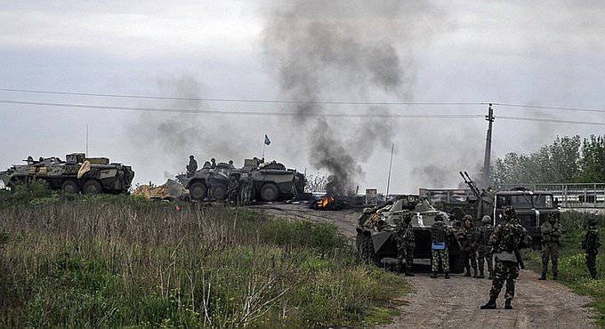 Украинские силовики покидают территорию ДНР