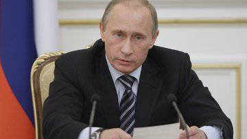 Владимир Путин лично возглавил Военно-промышленную комиссию, выведя её из-под "опеки" правительства, и обвинил Запад в провокациях на Украине