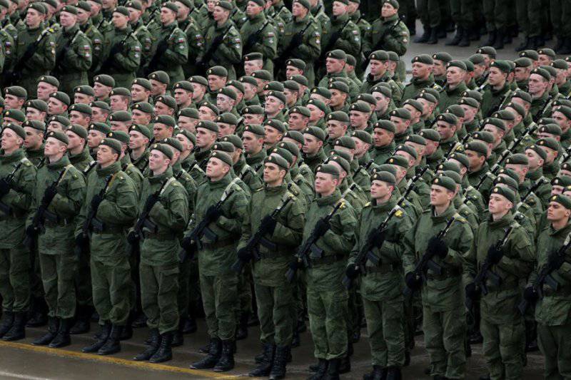 Российская армия. Контрактники по численности обогнали призывников