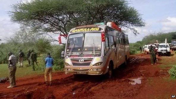 Боевики "Аш-Шабаб" расправились с пассажирами рейсового автобуса в Кении