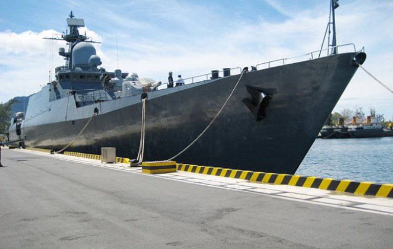 Корабли российского ВМФ возвращаются во Вьетнам