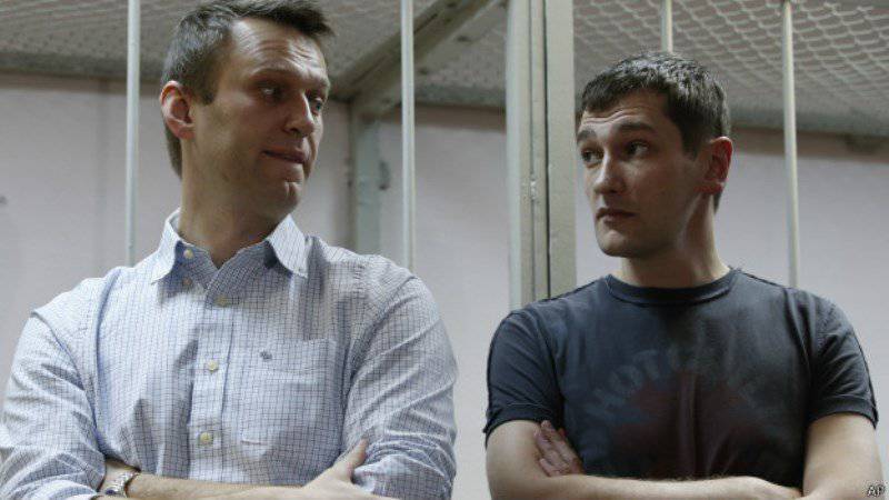 В США расценили приговор над Навальным как давление на демократические свободы